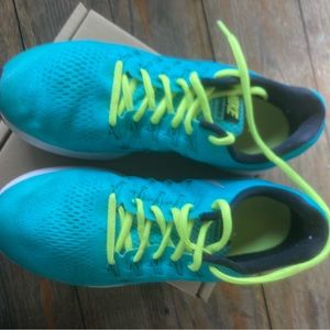 Womens size 8.5 Nike Pegasus